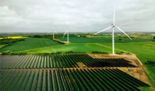 construcția unui parc solar construcția unui parc solar