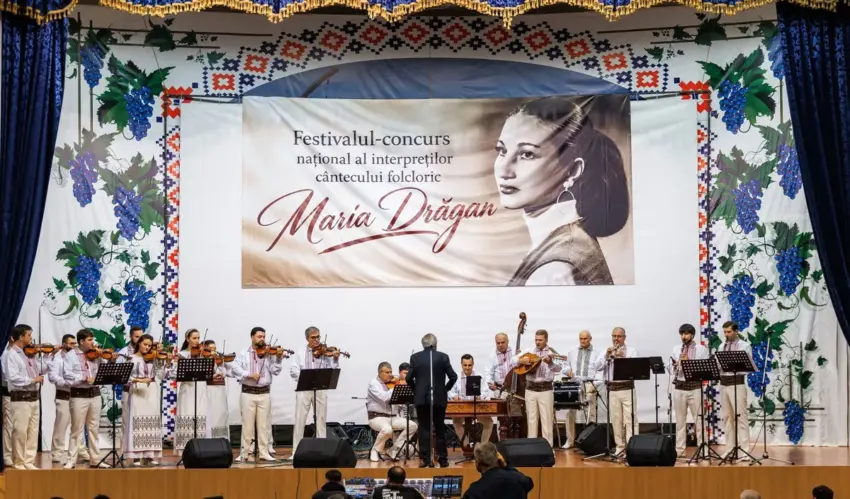 La Nisporeni a avut loc Festivalul cântecului popular „Maria Dragan” festivalul cântecului popular
