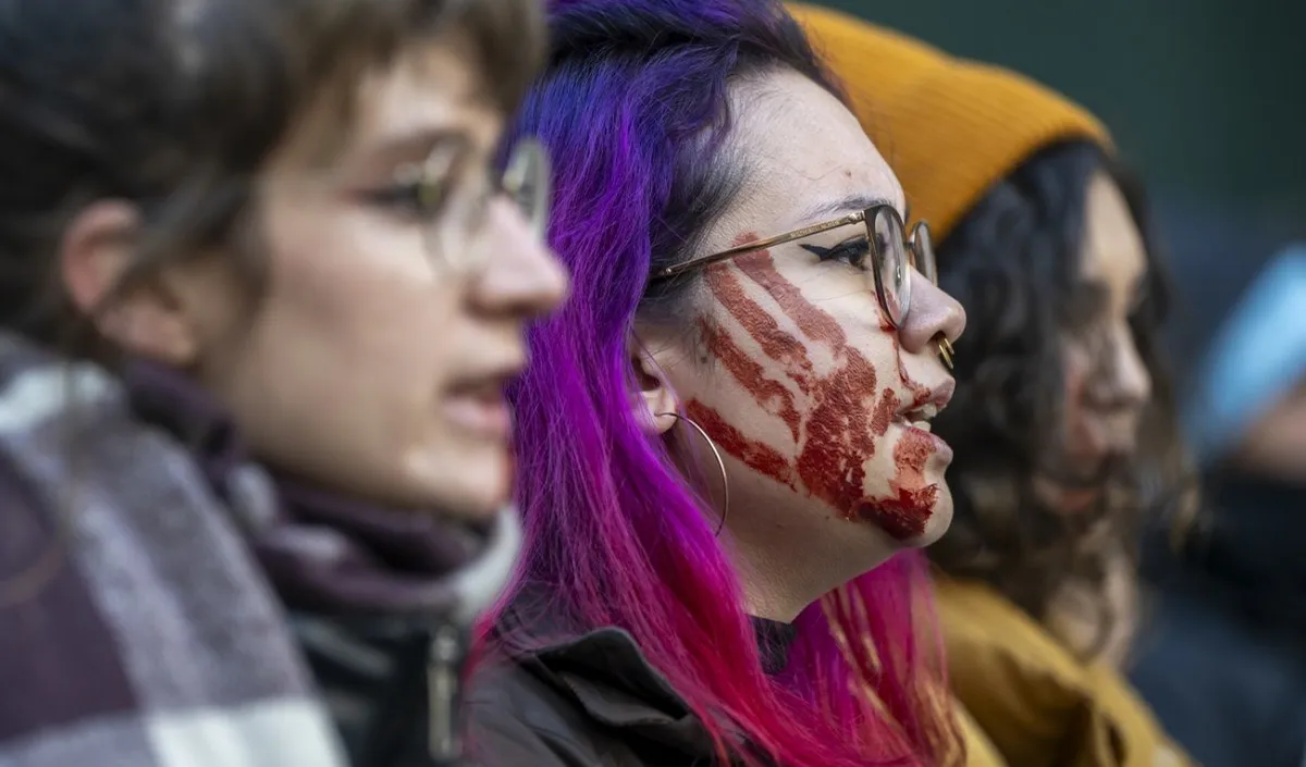 Inteligența artificială și violența bazată pe gen Inteligența artificială și violența bazată pe gen