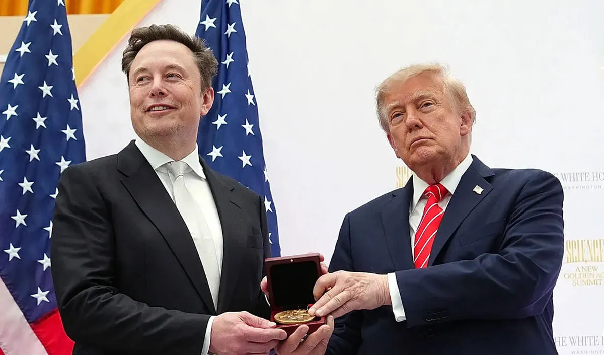 Илон Маск и Дональд Трамп Илон Маск и Дональд Трамп