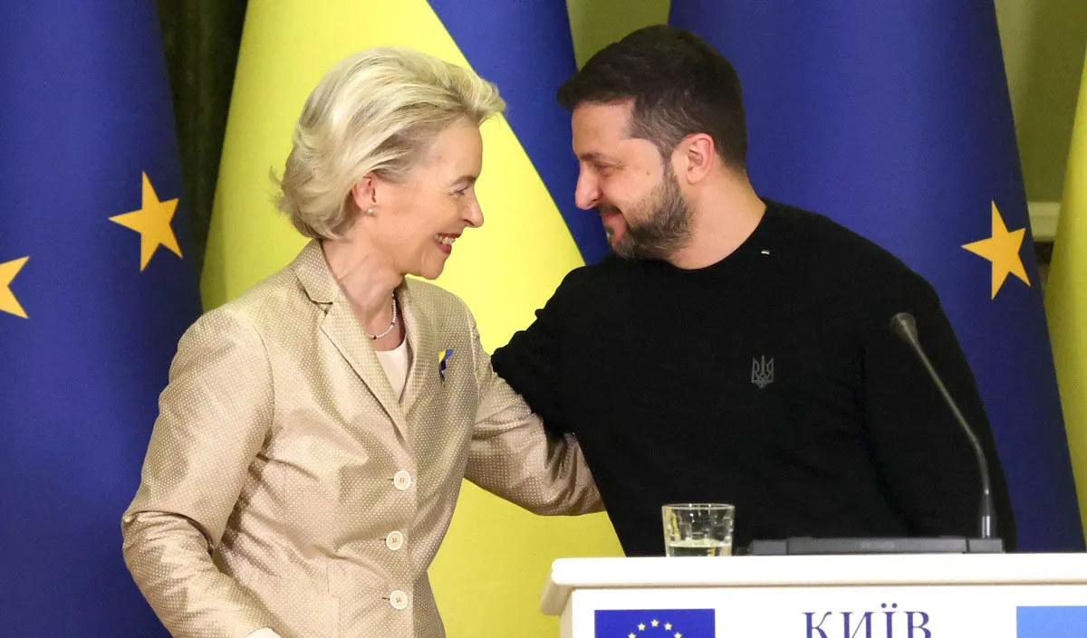 Ursula von der Leyen and Volodymyr Zelenskyy Ursula von der Leyen and Volodymyr Zelenskyy
