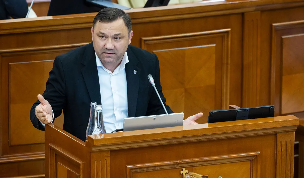 Василе Грэдинару